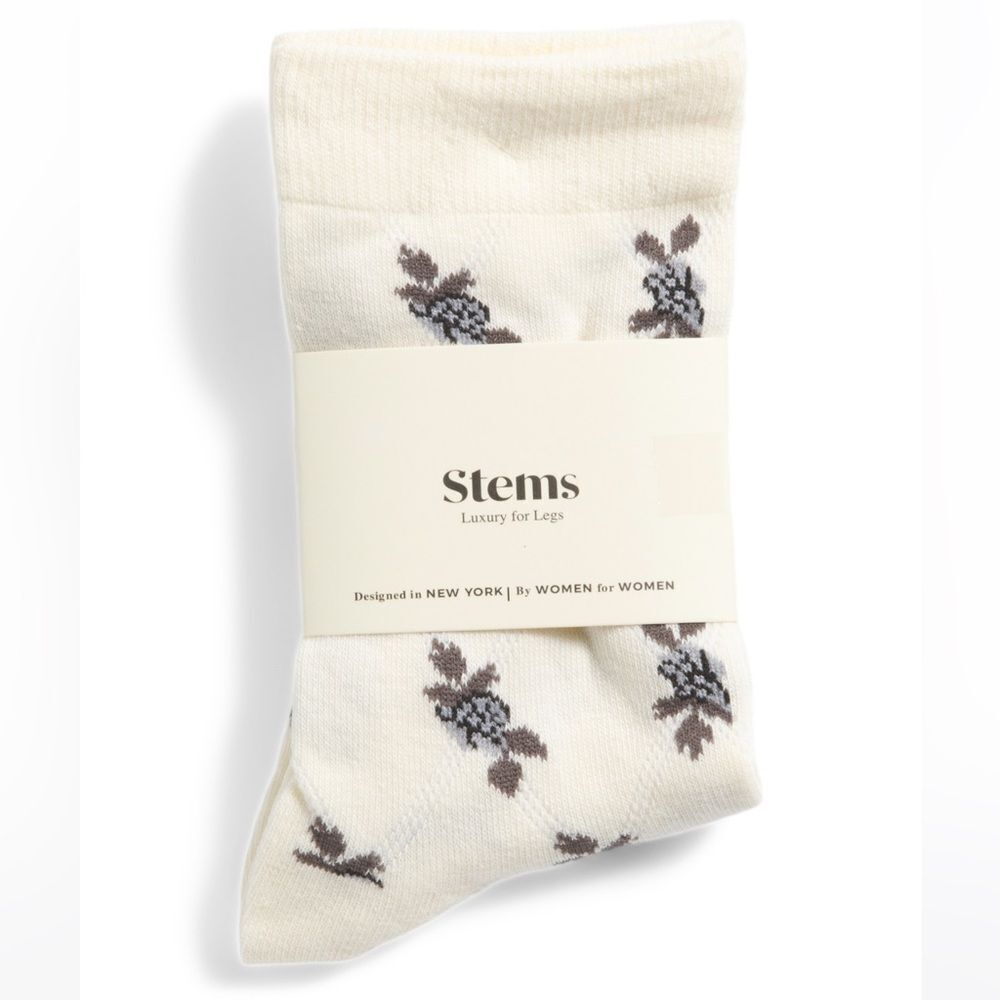 Stems Ivory Black Melody Flower Print Cotton Blend Stretch Knit Crew Socks